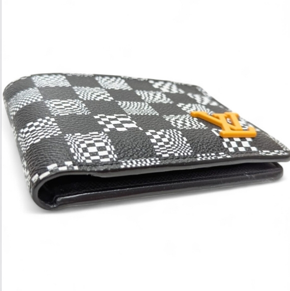 ✨️💎Super Rare .Authentic Louis Vuitton Damier Distorted Multiple Wallet - Picture 5 of 15